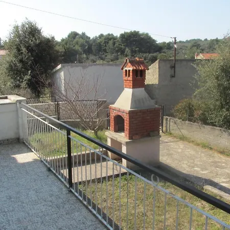 House * Sušica